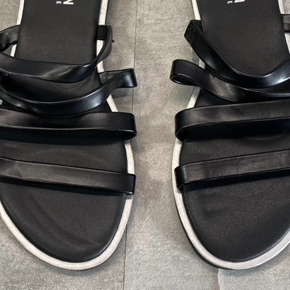 Kenneth Cole Reaction Women's Black Sloan Four Band Slide Flat Sandals SZ 6 - Picture 6 of 11